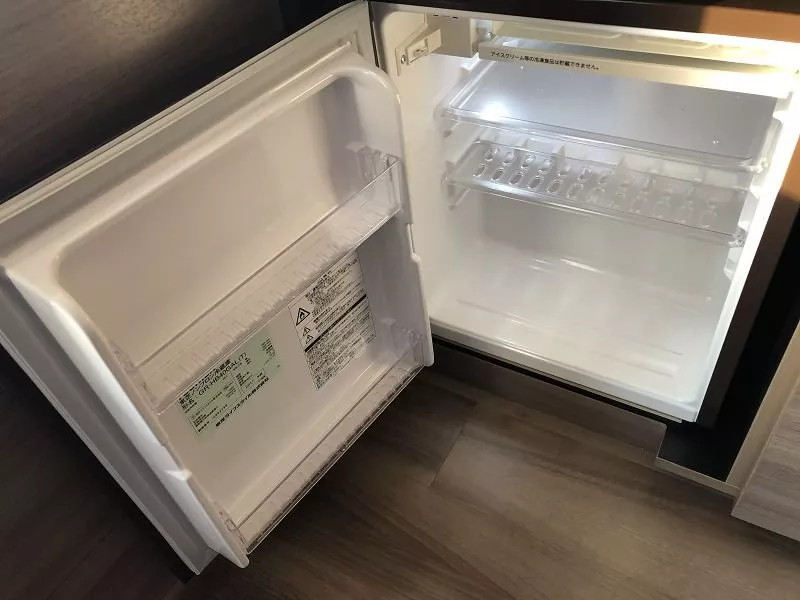 冰箱里的冰怎么去除