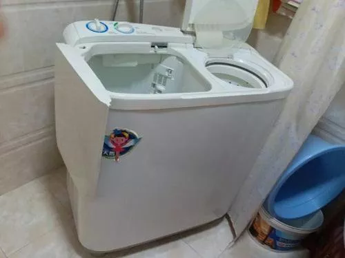 双桶洗衣机漏水怎么办